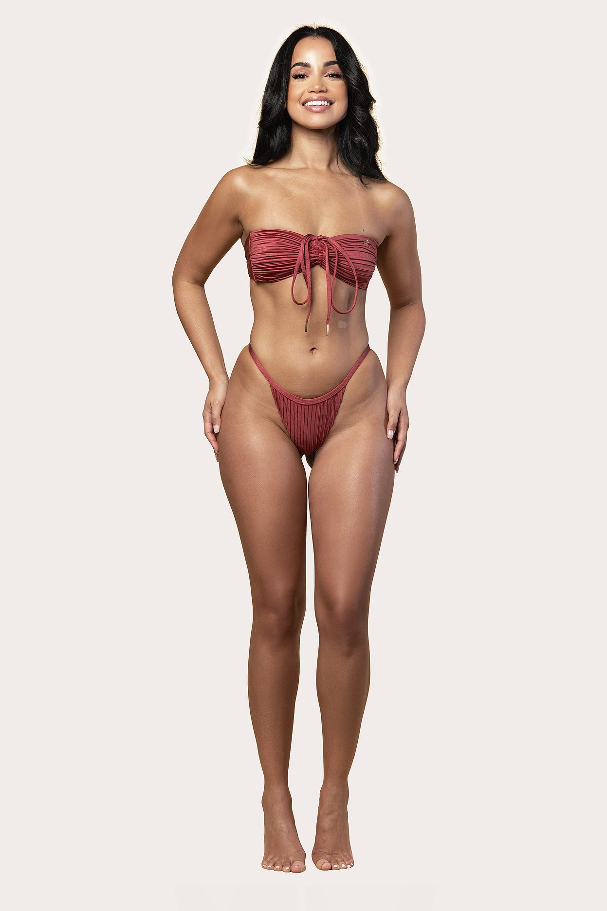Amari Thong Bottom Sangria