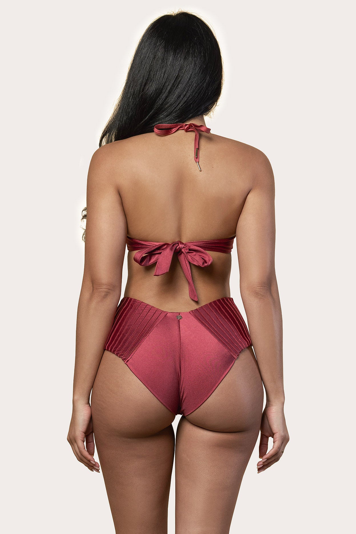 Komodo Cheeky Bottom Sangria